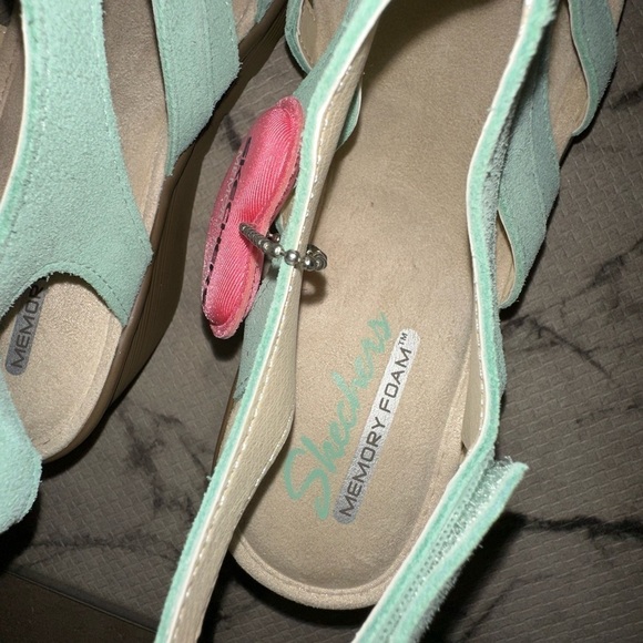 NWOT Skechers memory foam blue wedge comfort sandal 8.5 summer beach athleisure - Picture 4 of 9